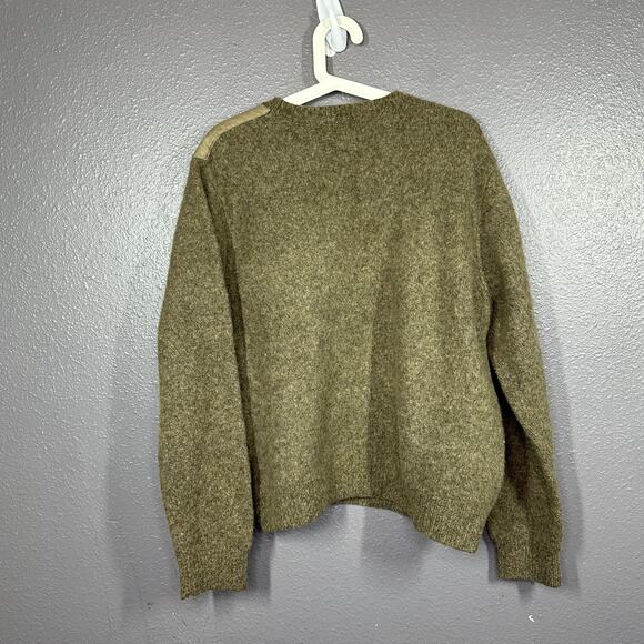 Cabelas Sweater Mens Large Green Wool Blend Shoulder Hunting Patch Long Sleeve - Picture 2 of 6